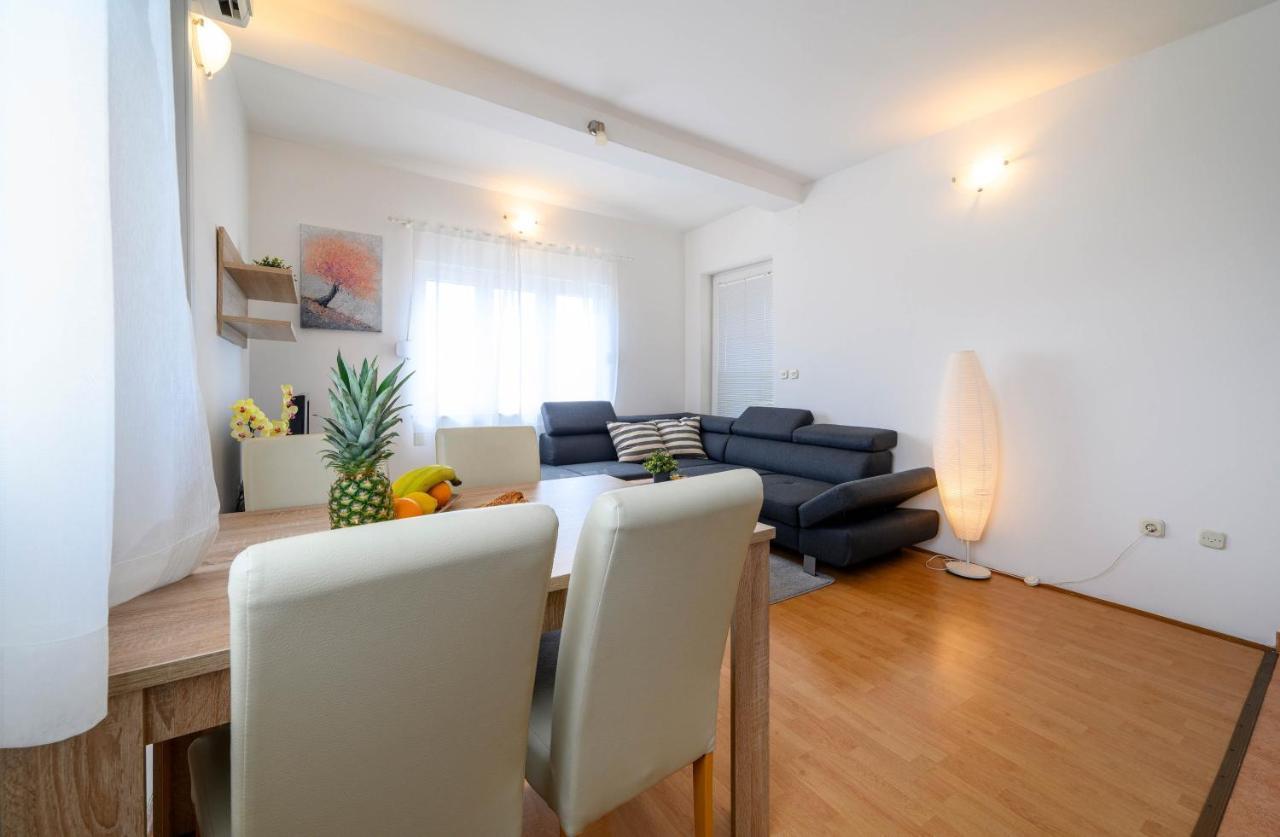 زابوريتش Apartment Malibu المظهر الخارجي الصورة